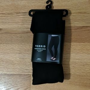 NWT Torrid Black Leggings Size 1